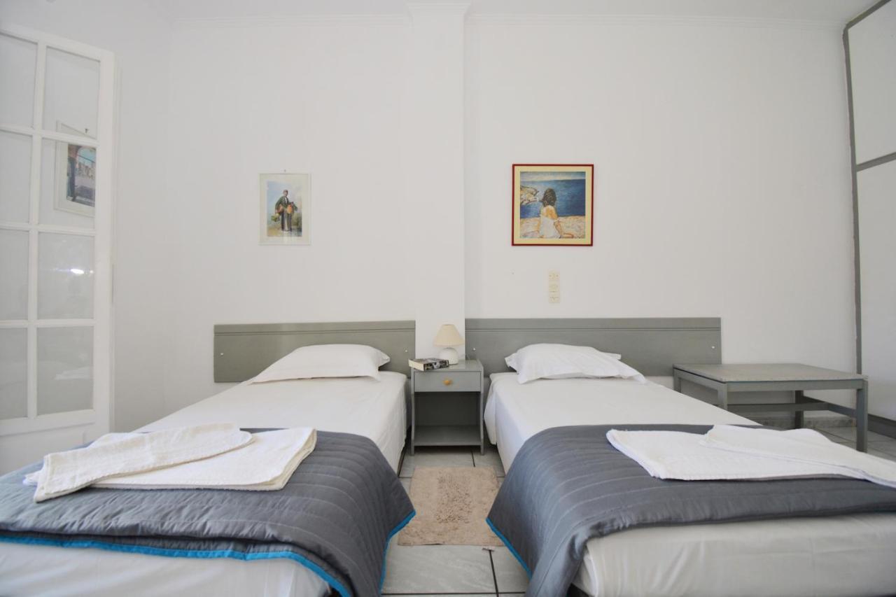 Dolphin Apt & Studios -Next To The Beach Roda  Bagian luar foto