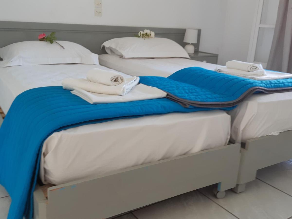 Dolphin Apt & Studios -Next To The Beach Roda  Bagian luar foto